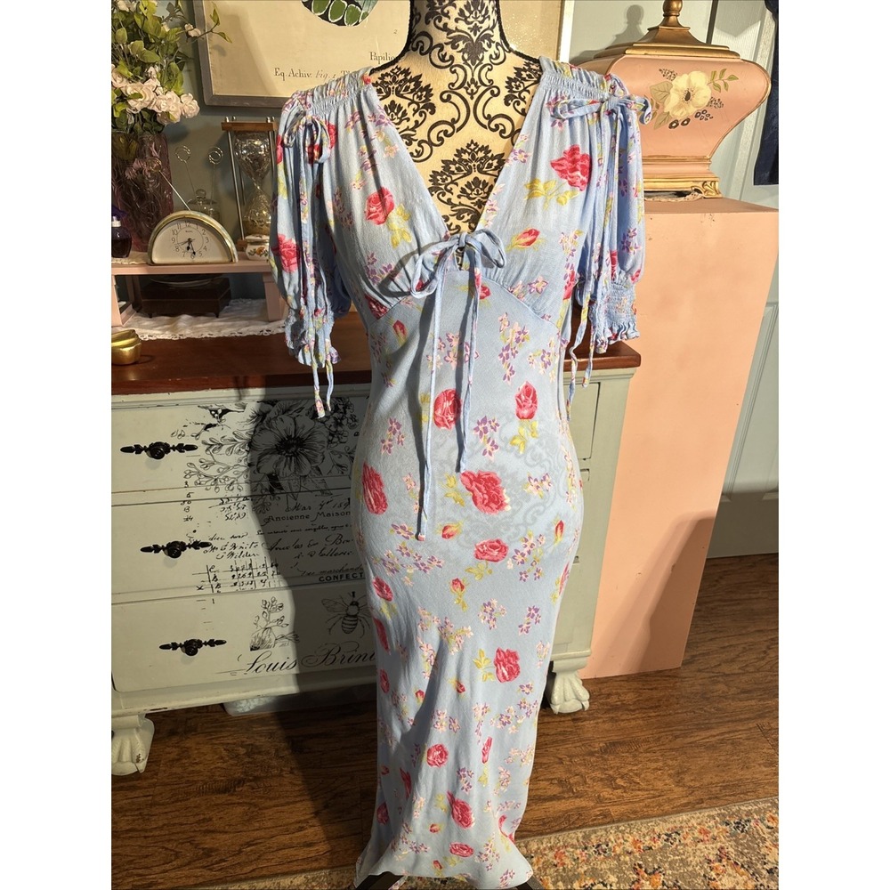 Topshop V-Neck Puff Sleeve Maxi Dress in‎ Blue Floral Size 8 Boho. Cottage Core